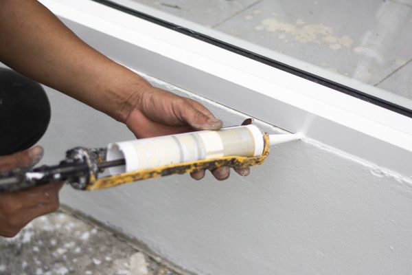Window Caulking Replacement in Ringgold