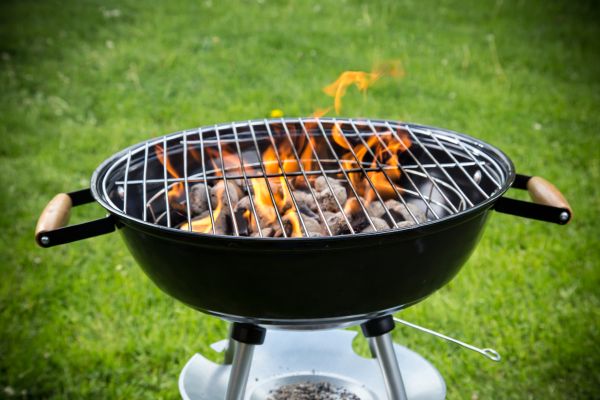 Charcoal Grill Assembly in Ringgold
