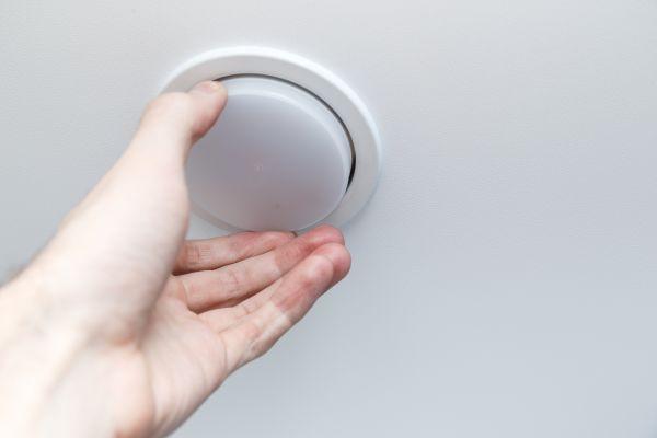 Ceiling Light Bulb Replacement in Ringgold